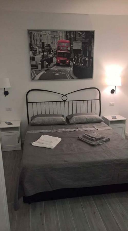 Apartment Fabrizio ナポリ エクステリア 写真